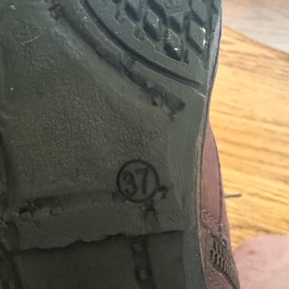 AS98 Lucas Women's eggplant Leather Lace-Up Ankle Boots - Picture 7 of 7